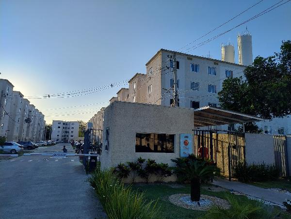 Apartamento no Cond Parque Tulipa