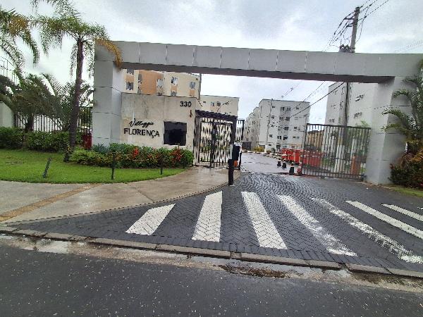 Apartamento no Cond Res Villaggio Florenca