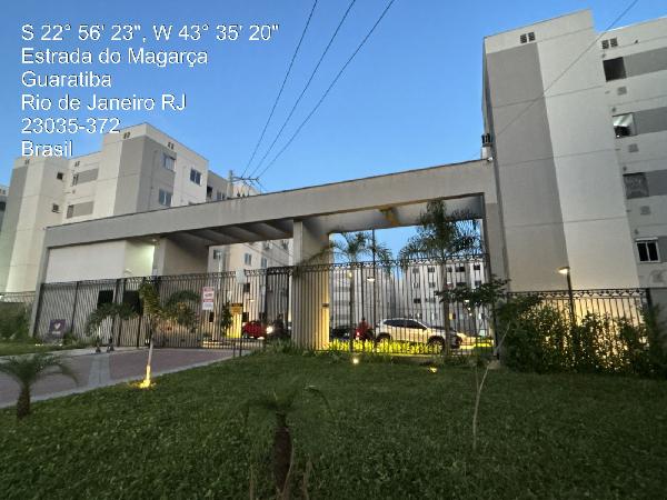 Apartamento no Cond Vivaz Magarça