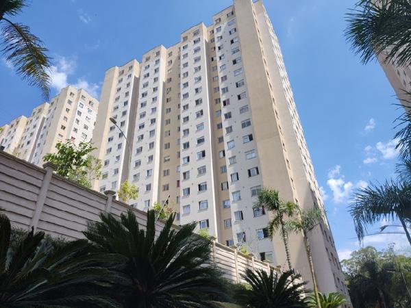 Apartamento no Cond Res Plano Butanta Edvard Carmillo Iii