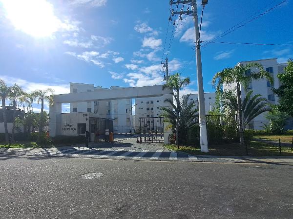 Apartamento no Cond Res Villaggio Florenca