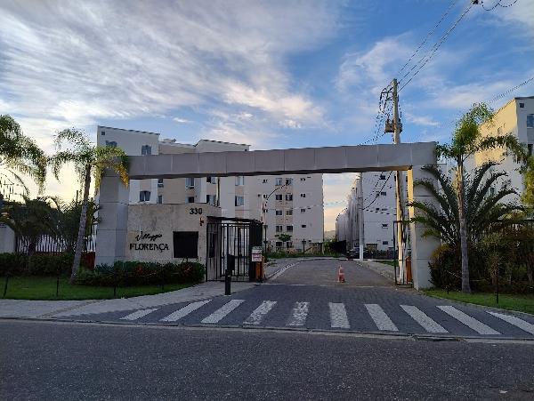 Apartamento no Cond Res Villaggio Florenca