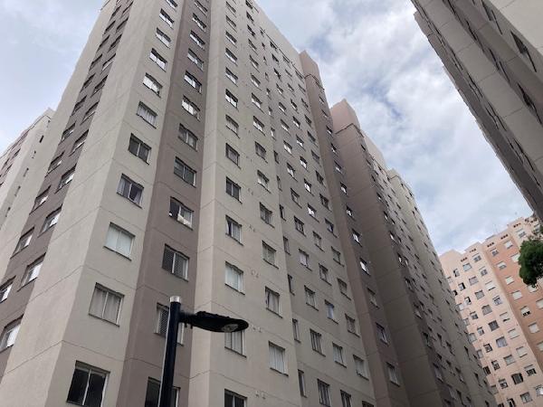 Apartamento no Con Res Dez Celeste