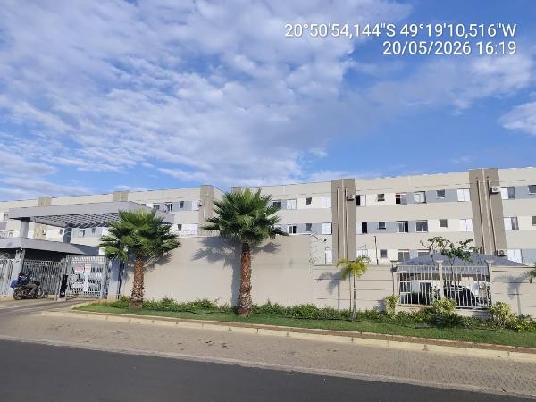 Apartamento no Condominio Vitta Villa do Campo