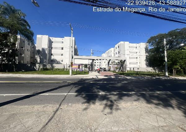 Apartamento no Cond Vivaz Magarça