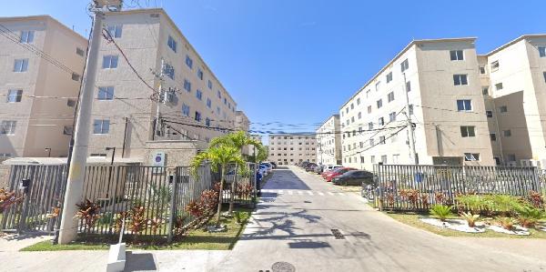 Apartamento no Cond Parque Violeta