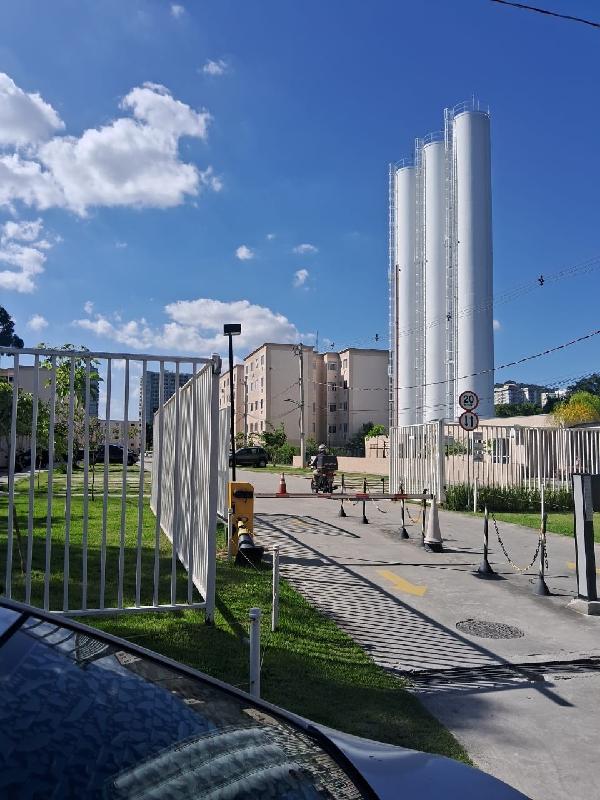 Apartamento no Cond Costa Verde
