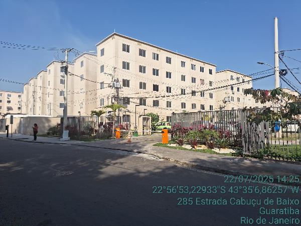 Apartamento no Cond Parque Violeta