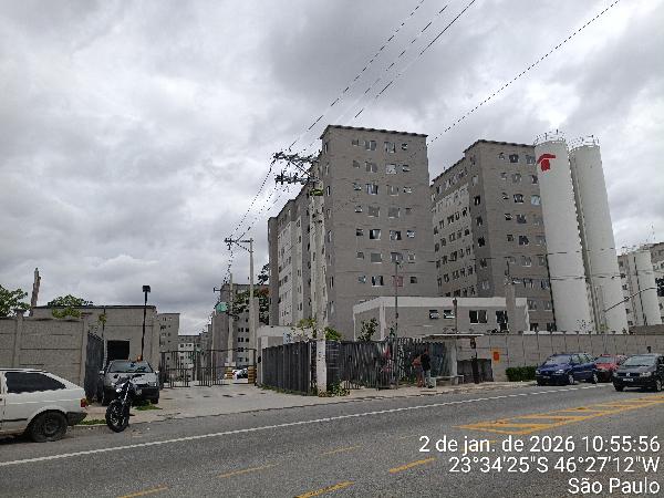 Apartamento no Jardim Helian