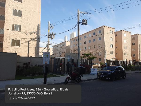 Apartamento no Cond Parque Violeta