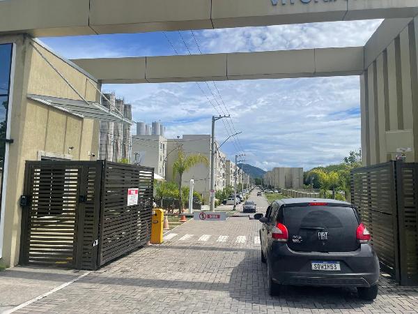 Apartamento no Res Vitoria Regia