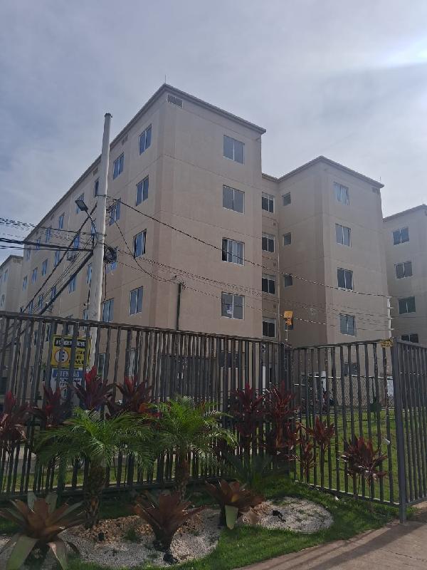 Apartamento no Cond Parque Violeta