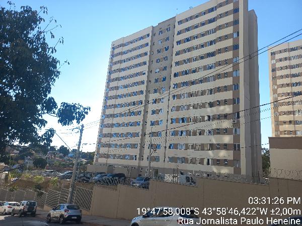 Apartamento no Cond Sunset Res