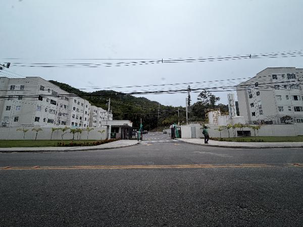 Apartamento no Vargem Grande