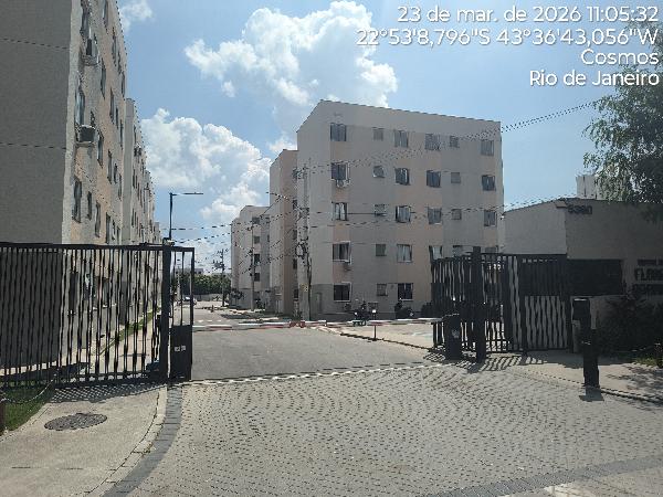Apartamento no Cond Novolar Flores do Brito