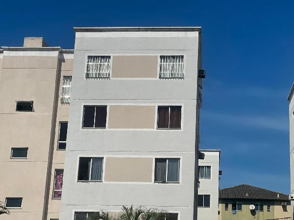 Apartamento no Res Rio Mantiqueira