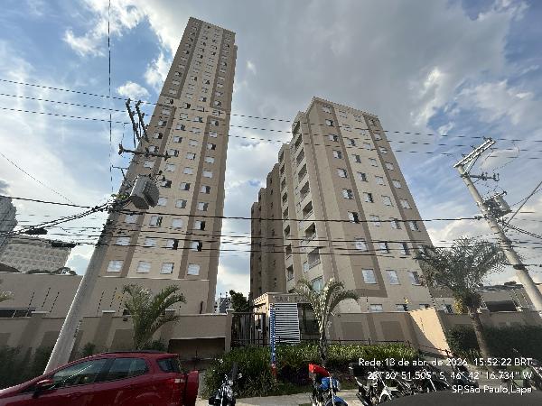 Apartamento no Cond Saint Simon