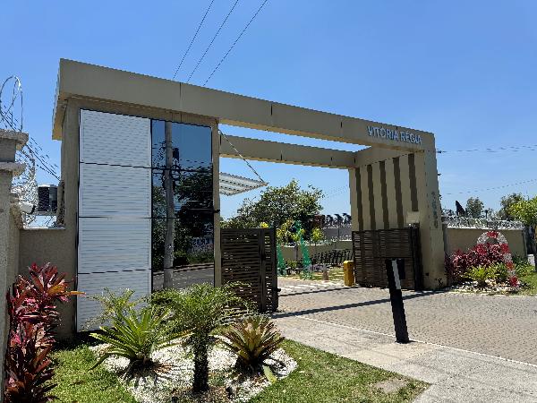 Apartamento no Res Vitoria Regia