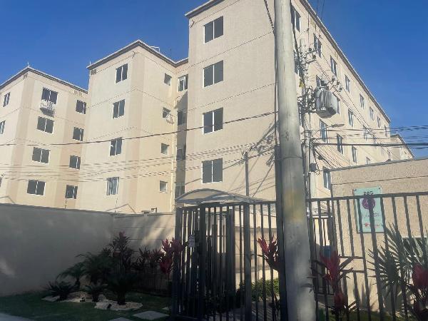 Apartamento no Cond Parque Violeta