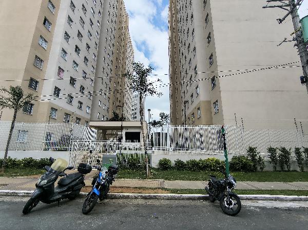 Apartamento no Condominio Residencial Plano e Estação Bras