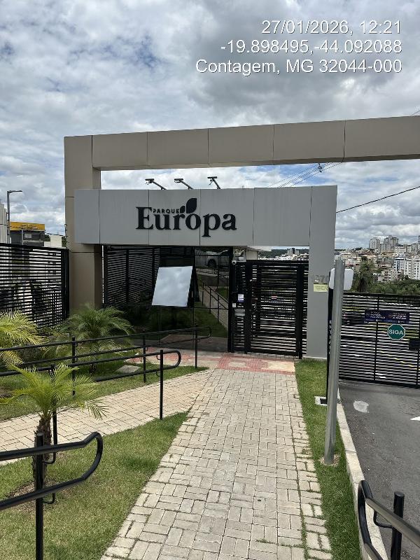 Apartamento no Cond Europa Imperial