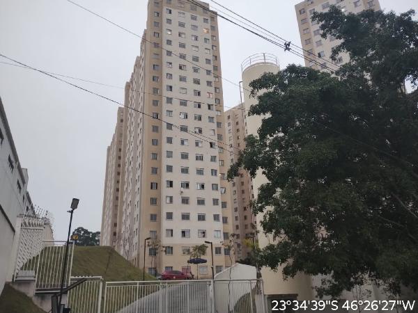 Apartamento no Cond Res Plano & Vista do Carmo Ii