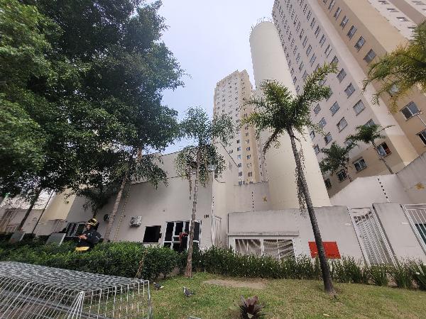 Apartamento no Cond Res Plano & Vista do Carmo Ii