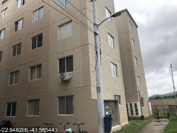 Apartamento no Cond Parque Violeta