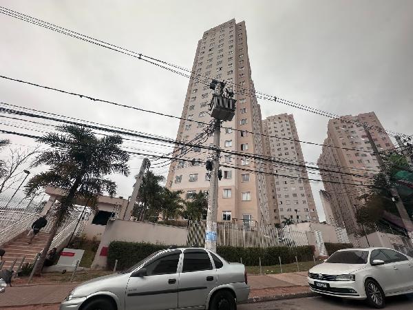 Apartamento no Cond Res Plano & Iguatemi Santa Teresa Ii