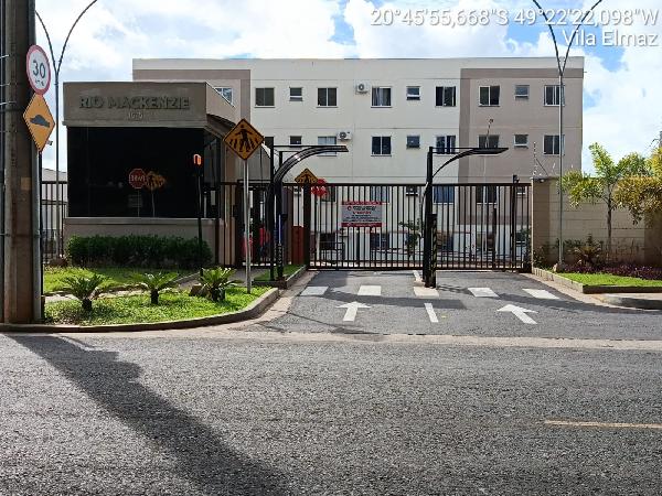 Apartamento no Distrito Industrial Waldemar de Oli