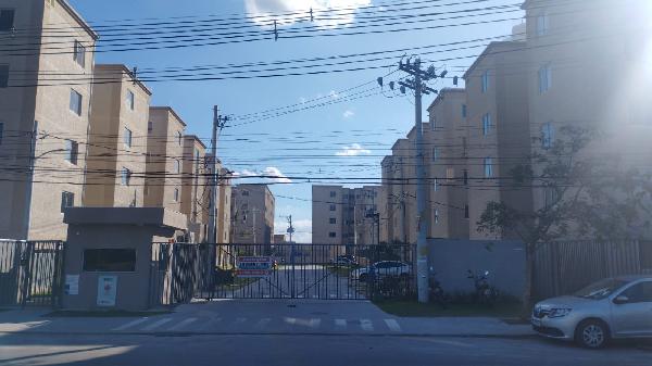 Apartamento no Res Jardim Jasmim