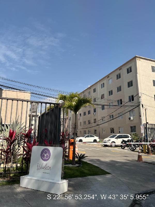 Apartamento no Cond Parque Violeta