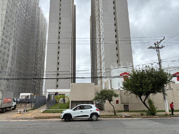 Apartamento no Viva Limão