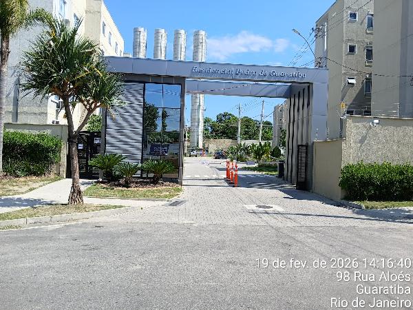 Apartamento no Guaratiba
