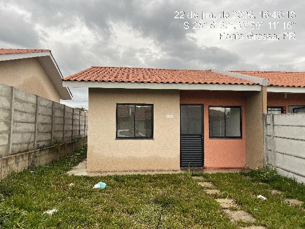 Casa no Conjunto Residencial Campobello Gold