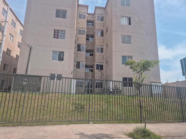 Apartamento no Cond Parque Violeta