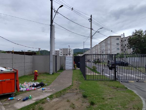 Apartamento no Cond Porto Barão