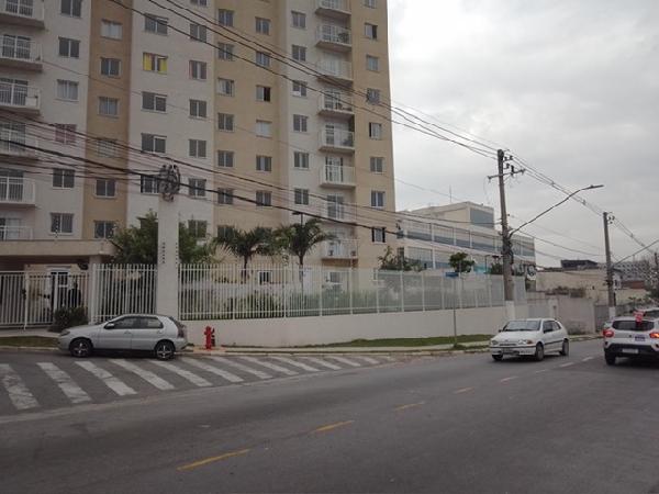 Apartamento no Cond Res Plano e Guaianases Estaleirador