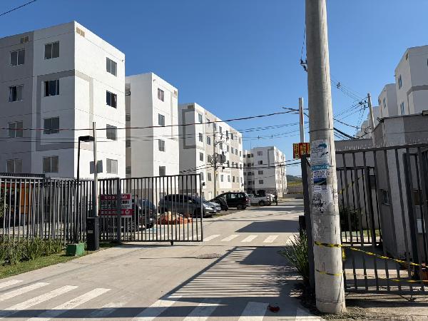Apartamento no Res Jd Margarida