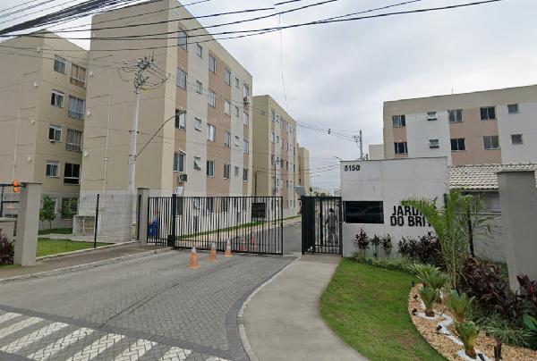 Apartamento no Cond Novolar Jardins do Brito