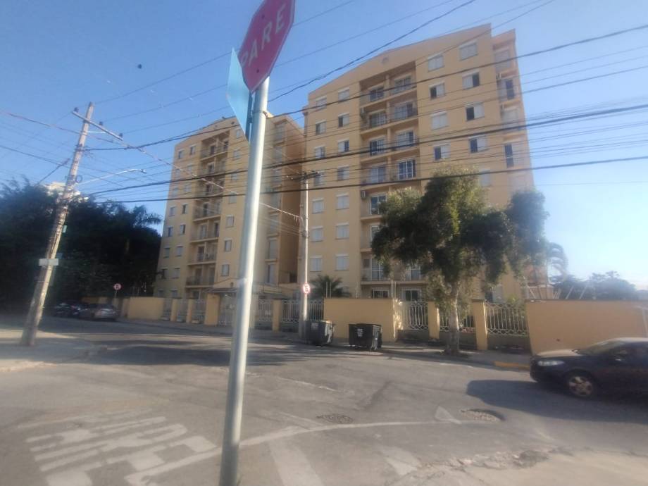 Apartamento no Jardim Residencial Martinez